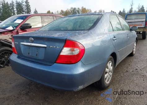 2004 Toyota Camry Xle из США, поврежденный, VIN JTDBE32K940265726